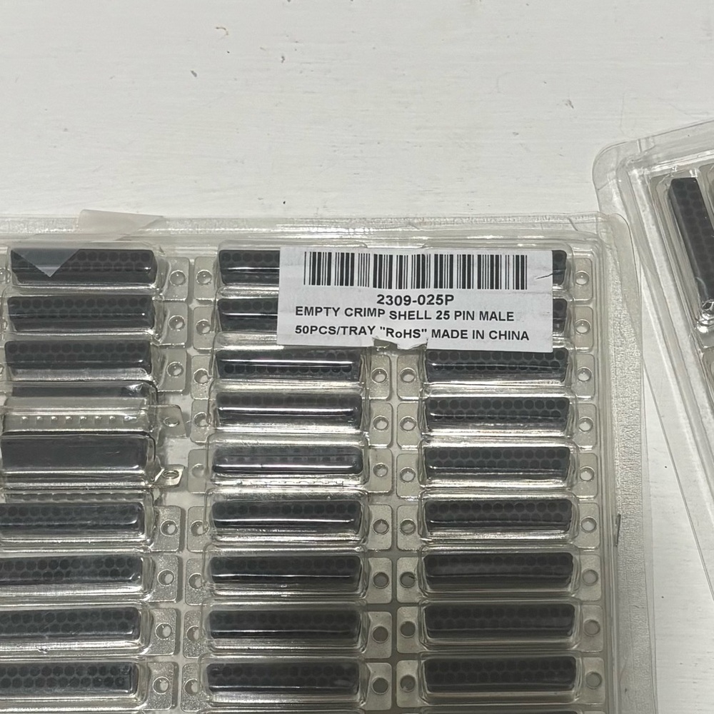 New RoHS 100 Piece Empty Crimp Housings- 25 Pin Male Lot - Picture 5 of 6